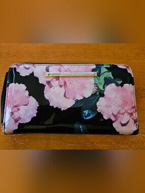 Betsey Johnson Black Patent Zip-Around Wallet